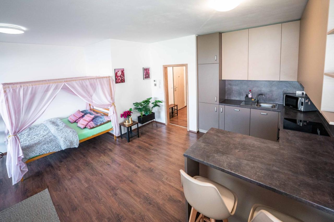 Glam Апартаменти Bucovice